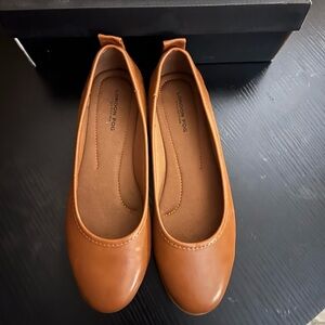 London Fog Women's Brown Loafers